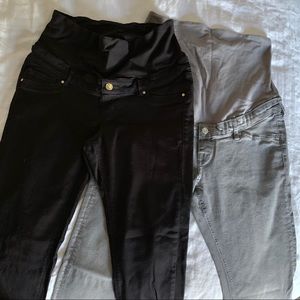 Lot of 2 H&M MAMA Skinny Jeans - Black/Grey